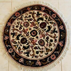 White Kashan Size 90cm x 90cm